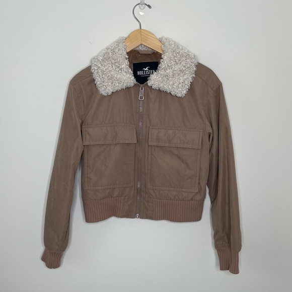 Hollister Women’s Sherpa Collar All-Weather Bomber Jacket fur lined cropped - Picture 14 of 14